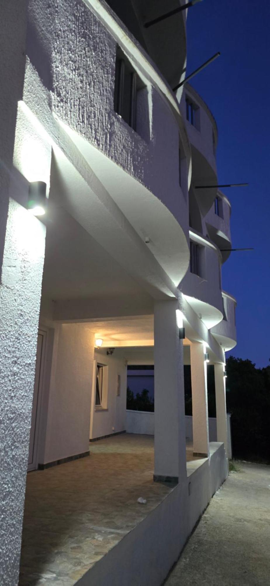 Villa Miki อัตเจฮะห์ ภายนอก รูปภาพ